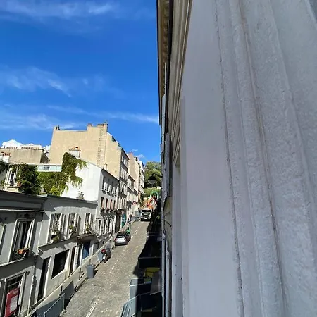 Grand D'angle - Montmartre Moulin Galette Parigi